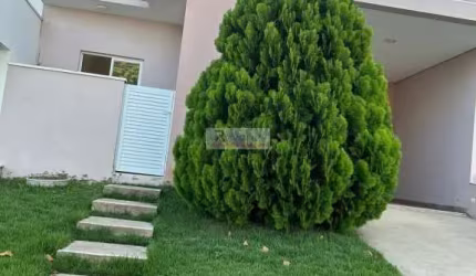 Casa em Condomínio de Luxo em Indaiatuba-SP: 2 Quartos, 2 Suítes, 1 Sala e 2 Vagas na Jardim Bréscia (114m²)