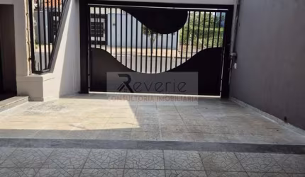 Casa à venda ou locação em Indaiatuba-SP: 4 quartos, 2 suítes, 1 sala, 4 banheiros, 4 vagas, 164m² no Jd. Regina!