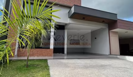 Casa em Condomínio à Venda em Indaiatuba-SP: 3 Quartos, 3 Suítes, 4 Banheiros e 3 Vagas de Garagem!