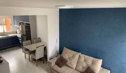 Sobrado para Venda em Taubaté, Granjas Panorama, 2 dormitórios, 2 banheiros, 2 vagas