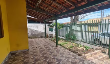 Casa para Venda em Taubaté, Parque São Luís, 3 dormitórios, 2 banheiros, 3 vagas