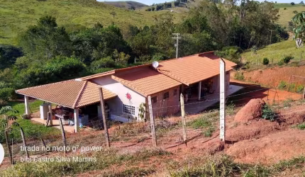 Chácara para Venda, Bairro do Carapeba, 2 dormitórios, 2 suítes, 1 banheiro, 6 vagas
