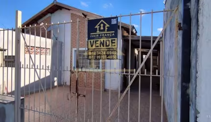 Casa para Venda em Taubaté, Parque São Luís, 2 dormitórios, 1 banheiro, 1 vaga
