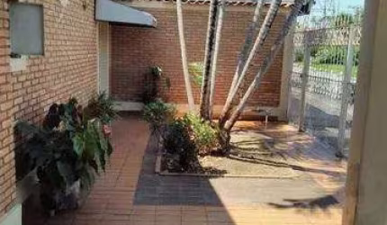 Casa para Venda em Taubaté, Vila Nossa Senhora das Graças, 3 dormitórios, 1 suíte, 2 banheiros, 1 vaga