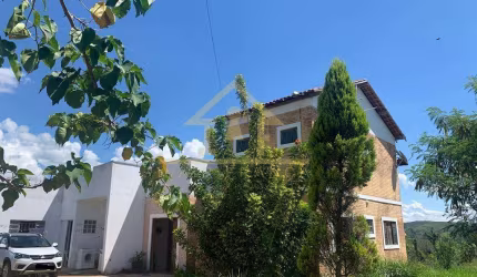 Chácara para Venda em Taubaté, Chácara Dallas, 4 dormitórios, 1 suíte, 4 banheiros, 3 vagas