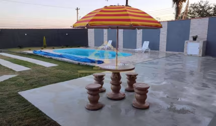 Chácara para Venda em Tremembé, Loteamento Jardim Alberto Ronconi, 2 dormitórios, 1 suíte, 1 banheiro, 5 vagas