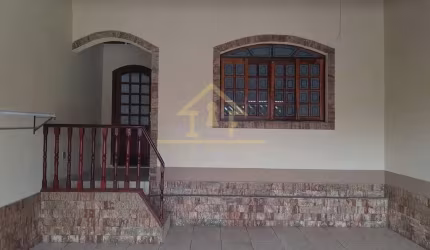 Casa para Venda em Taubaté, Quiririm, 3 dormitórios, 2 suítes, 3 banheiros, 2 vagas