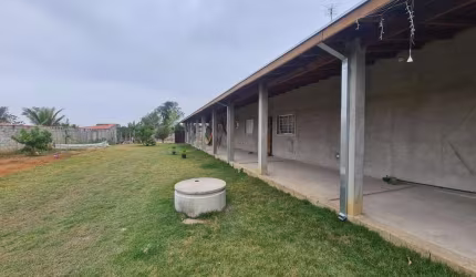 Chácara para Venda em Taubaté, Vila Varejão, 3 dormitórios, 1 suíte, 2 banheiros, 8 vagas