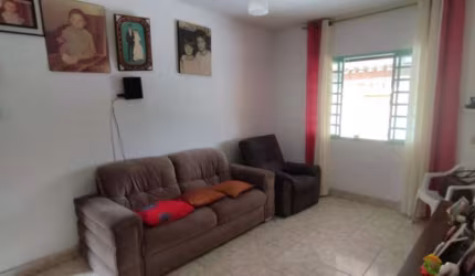 Casa para Venda em Taubaté, Terra Nova, 3 dormitórios, 2 banheiros, 3 vagas