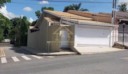 Casa para Venda em Taubaté, Parque Senhor do Bonfim, 2 dormitórios, 1 suíte, 2 banheiros, 2 vagas