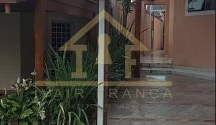 Casa em Condomínio para Venda em Taubaté, Cidade Jardim, 2 dormitórios, 1 suíte, 2 banheiros, 1 vaga