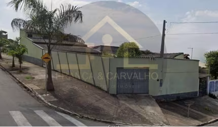 Casa para Venda em Taubaté, Jardim América, 3 dormitórios, 2 suítes, 3 banheiros, 7 vagas
