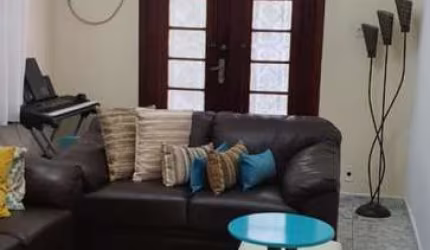 Casa para Venda em Taubaté, Centro, 3 dormitórios, 1 banheiro, 1 vaga