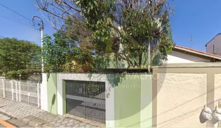 Casa para Venda em Taubaté, Centro, 5 dormitórios, 1 suíte, 4 banheiros, 5 vagas