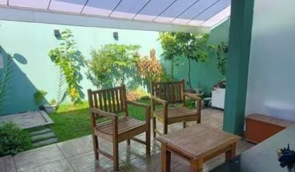 Casa para Venda em Taubaté, Jardim do Sol, 3 dormitórios, 2 suítes, 3 banheiros, 2 vagas