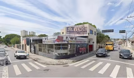 Sobrado para Venda em Taubaté, Centro, 4 dormitórios, 4 suítes, 5 banheiros, 1 vaga