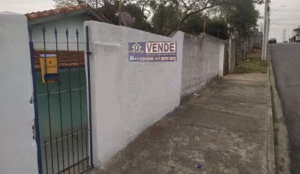 Casa para Venda em Taubaté, Chácara São Silvestre, 3 dormitórios, 1 banheiro, 3 vagas