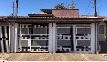 Casa para Venda em Taubaté, Quiririm, 3 dormitórios, 1 suíte, 3 banheiros, 2 vagas