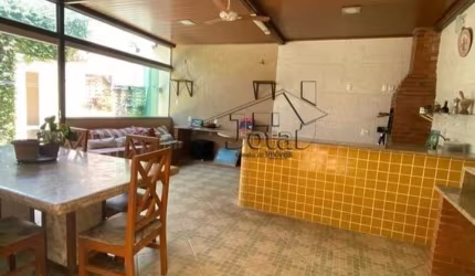 Casa com 3 quartos à venda no São Pedro, Governador Valadares , 120 m2 por R$ 800.000