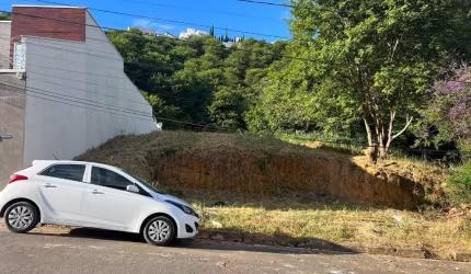 Terreno à venda no Belvedere, Governador Valadares , 384 m2 por R$ 460.000