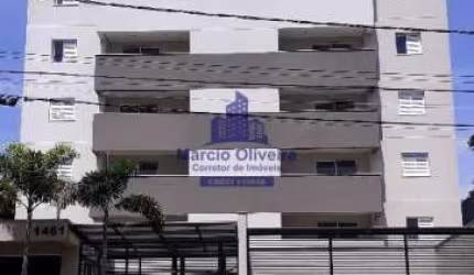 Apartamento Locação com 3 Quartos e Ampla Varanda.