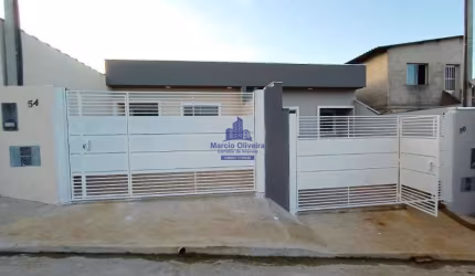 Casa nova a Venda Estoril