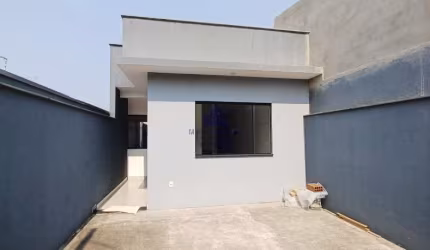 Imperdível oportunidade: Casa à venda em Taubaté-SP, Continental 3, com 2 quartos, 1 suíte, 1 sala, 2 banheiros, 2 vagas de garagem e 63m².