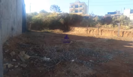 Terreno à venda no Jardim Oasis, Taubaté  por R$ 215.000