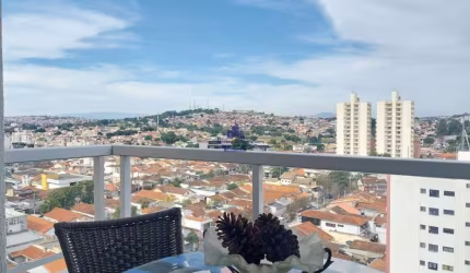 Apartamento dois quartos praça Santa Terezinha