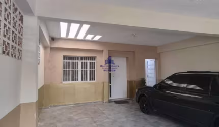 Imperdível oportunidade: Casa comercial à venda em Taubaté-SP, Centro. 3 quartos, 1 suíte, 1 sala, 3 banheiros, 3 vagas e 190m².