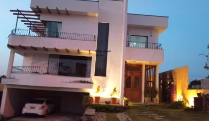 Lindo sobrado no condomínio Reserva dos Lagos