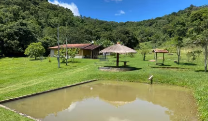 Sítio em Santo Antonio do Pinhal