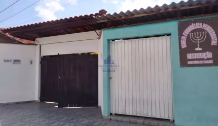 Imperdível! Casa à venda em Taubaté-SP, no bairro Jardim Gurilândia, com 2 quartos, 1 suíte, 1 sala, 2 banheiros, 2 vagas e 167m².