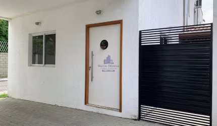 CASA COM 3 DORMITÓRIOS - CONDOMÍNIO CONTEMPORÂNEO
