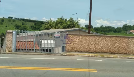 Casa com 6 quartos à venda no Belém, Taubaté  por R$ 640.000