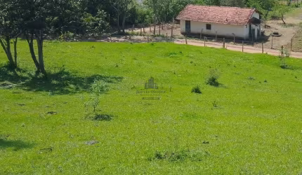 Oportunidade única: Sitio à venda em Lagoinha-SP, no bairro Lagoinha, com 2 quartos, 1 sala, 2 banheiros e 70.000,00 m² de área.