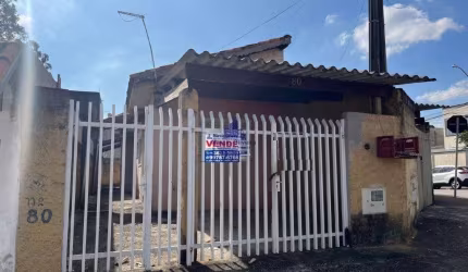 Casa com 3 quartos à venda no Residencial Estoril, Taubaté , 80 m2 por R$ 175.000