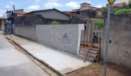 Terreno à venda na Chácara São Silvestre, Taubaté  por R$ 400.000