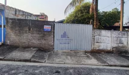 Casa à venda em Taubaté-SP, Jardim Canuto Borges - 3 quartos, 1 suíte, 110m², 4 vagas de garagem!