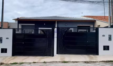 Imperdível casa à venda em Taubaté-SP, Residencial Estoril: 2 quartos, 1 suíte, 2 salas, 1 banheiro, 2 vagas de garagem, 70,22 m².