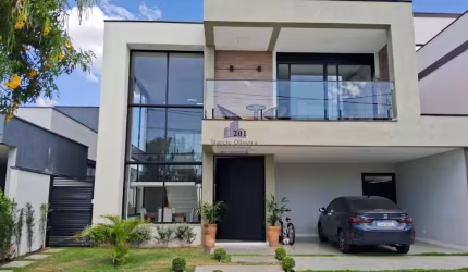 Casa de alto padrão em condomínio no bairro Quiririm em Taubaté-SP: 3 quartos, 3 suítes, 3 salas, 6 banheiros, 4 vagas, 160m²!