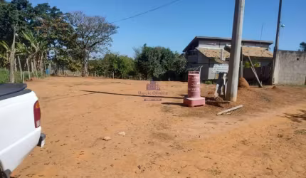 Terreno a venda de 1000 metros quadrados no Bairro do Barreiro.
