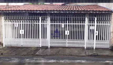 Imperdível Casa à Venda em Taubaté-SP, no Bairro Sítio Santo Antônio! 2 Quartos, 1 Sala, 1 Banheiro, 3 Vagas de Garagem!