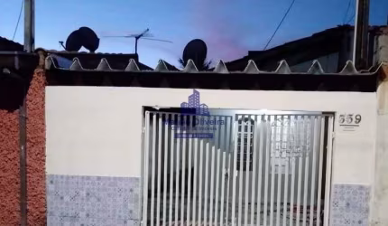 Casa com 2 quartos à venda no Jardim Canuto Borges, Taubaté , 80 m2 por R$ 220.000