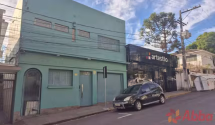 CASA RESIDENCIAL 2 DORM. E 2 VAGAS de CARRO - CA1081