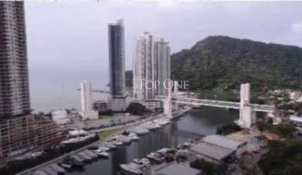 Terreno à venda na Barra, Balneário Camboriú , 89857 m2 por R$ 80.000.000