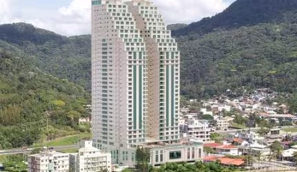 Apartamento com 4 quartos à venda na Ilhota, Itapema , 192 m2 por R$ 4.358.938