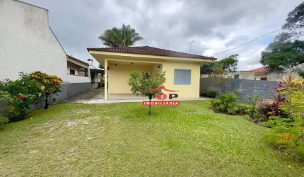Casa com 3 dormitórios à venda, 80 m² por R$ 550.000,00 - Princesa do Mar - Itapoá/SC