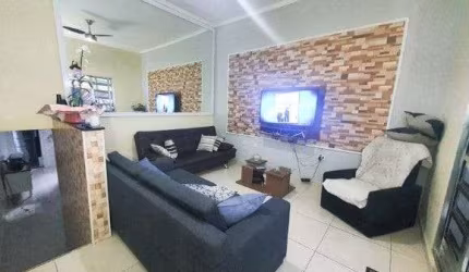 Casa à venda,  Água Chata