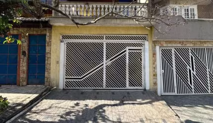Lindo sobrado à venda, com 4 dormitórios e 2 vagas de garagem, na região do Parque Continental II,